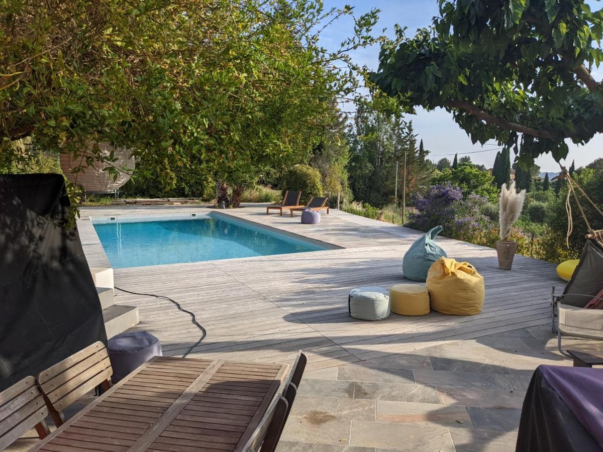 Appartement Studio Independant, Acces Piscine à Le Castellet  Extérieur photo